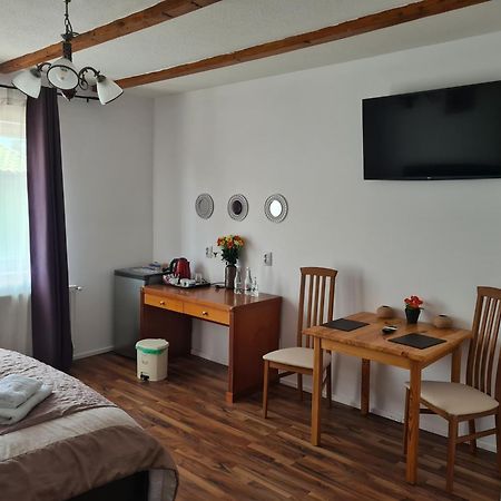Luca'S Studio 3 ,Close To Therme Bucharest, Airport Otopeni Balotesti Bilik gambar