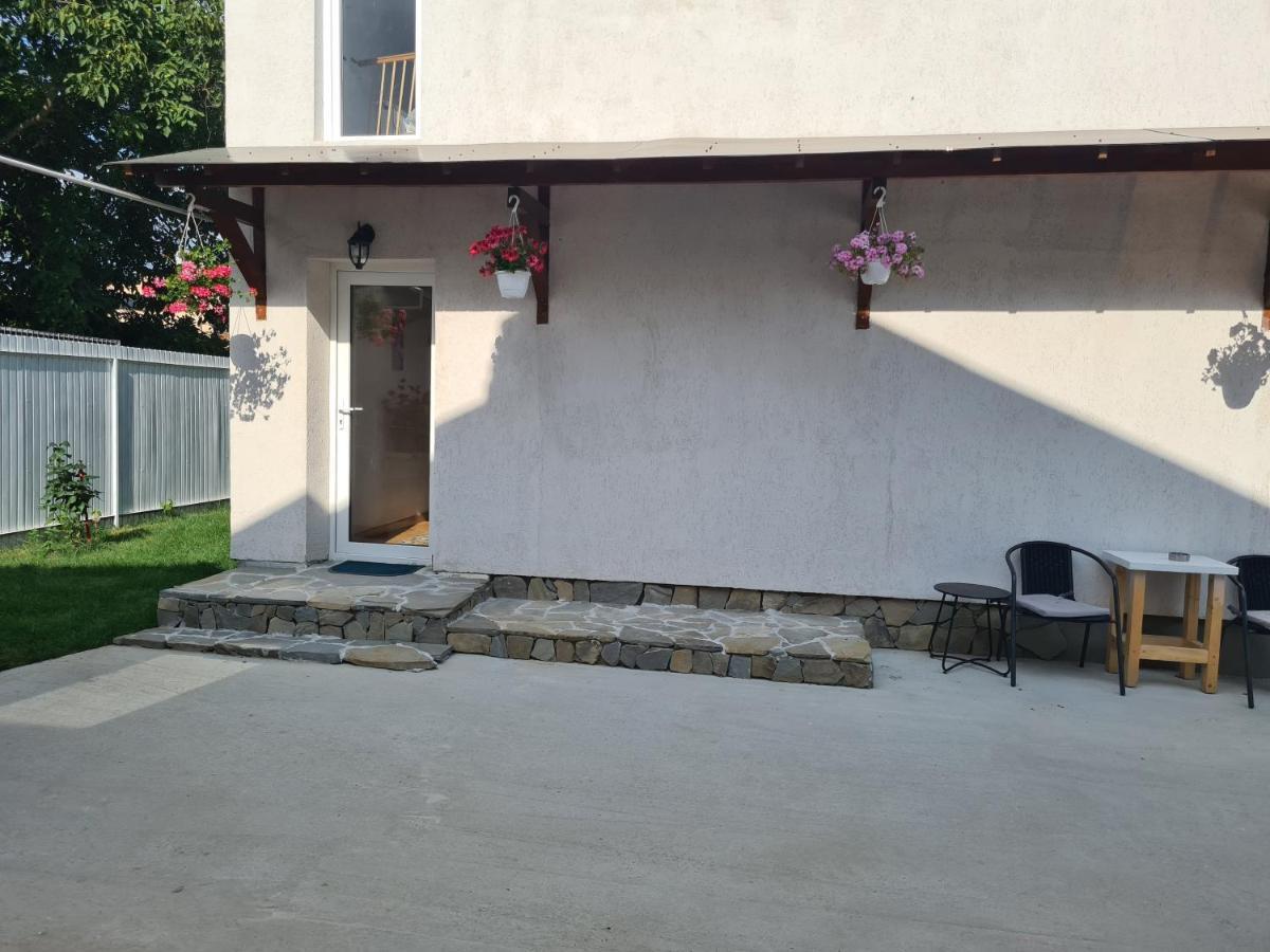 Luca'S Studio 3 ,Close To Therme Bucharest, Airport Otopeni Balotesti Luaran gambar
